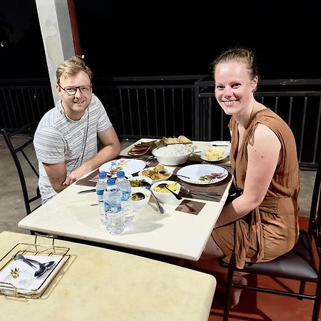 Emerald Home Stay Anuradhapura Bagian luar foto