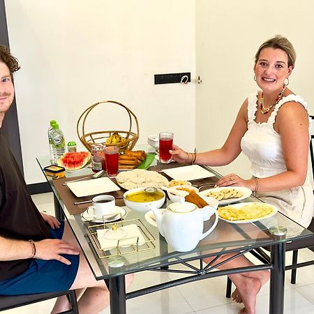 Emerald Home Stay Anuradhapura Bagian luar foto