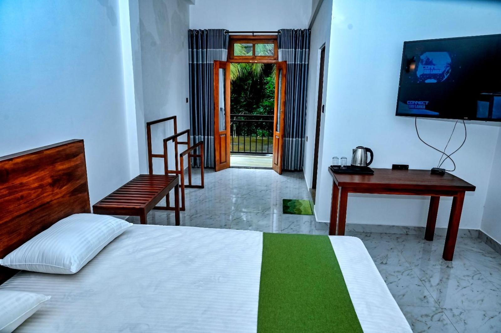Emerald Home Stay Anuradhapura Bagian luar foto
