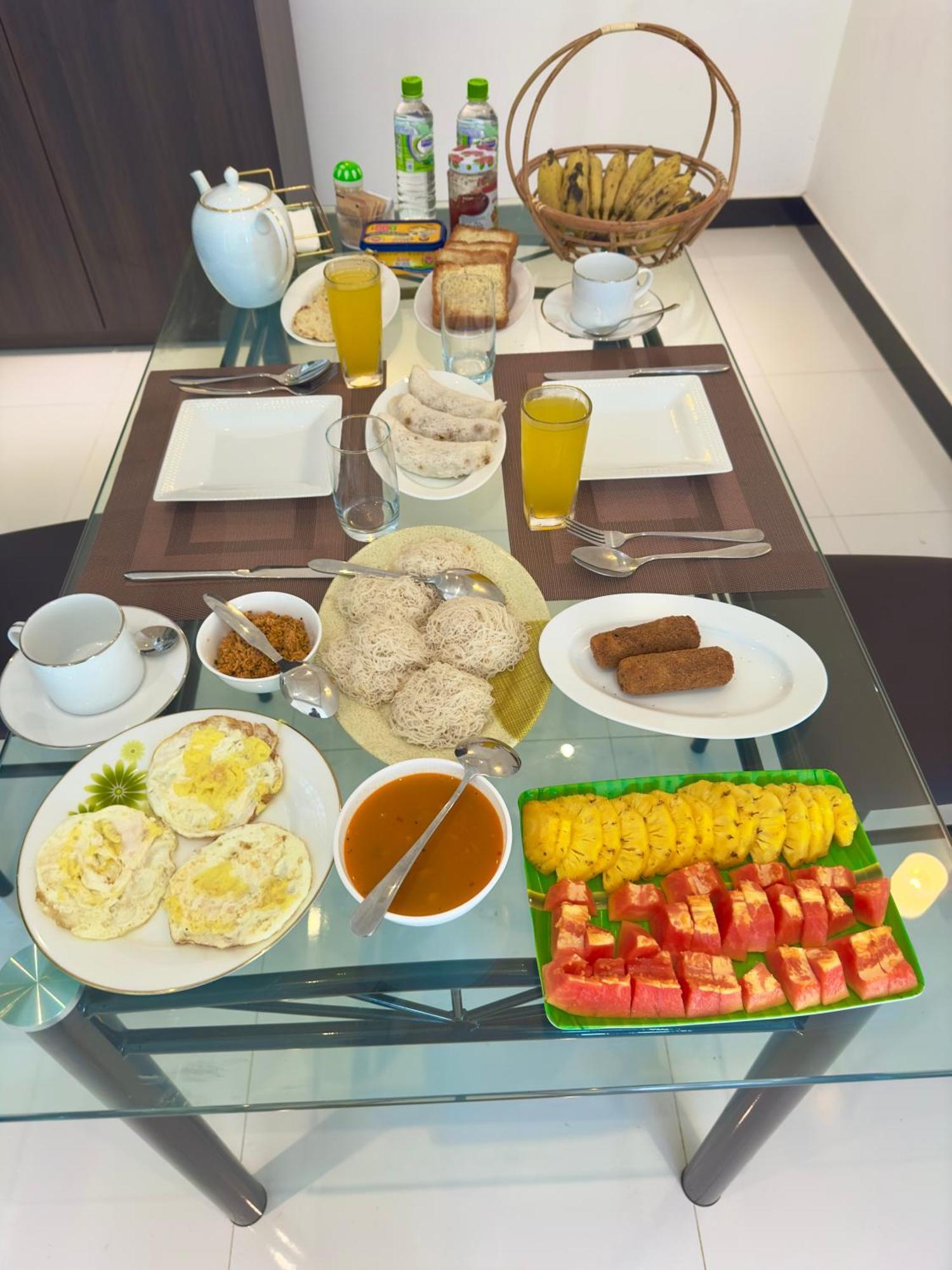 Emerald Home Stay Anuradhapura Bagian luar foto